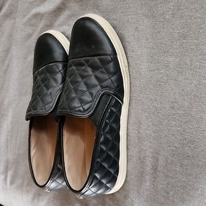 Steve Madden Black Slide On